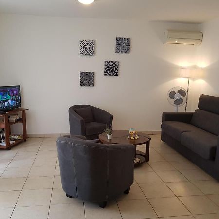 La Perle Marine Apartment Saint-Leu Bagian luar foto